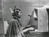 l-e-female-indian-telephone-switchboard-operator-helen-of-many-glacier-hotel-26-june-1925-jpg.jpg